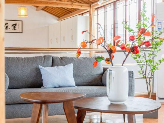 Jingxian enjoys boutique Guesthouse Hotel in Zhejiang