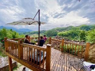 Arkadia Retreat Hotel in Zhejiang
