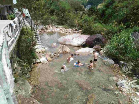 Ruoliao Cuckoo Pottery House Hotel in Zhejiang