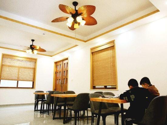 Double Dragon Bay House(Daishan Salon Beach Store) Hotel in Zhejiang
