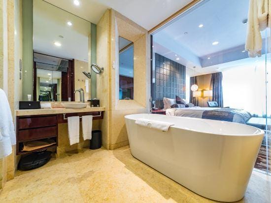 Joylake Hotel Hotel in Jiangsu