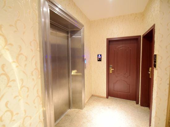 Zhonghua Hostel Hotel in Zhejiang