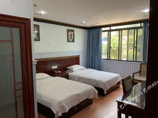 Hotels Hua Feng Hotel in Zhejiang