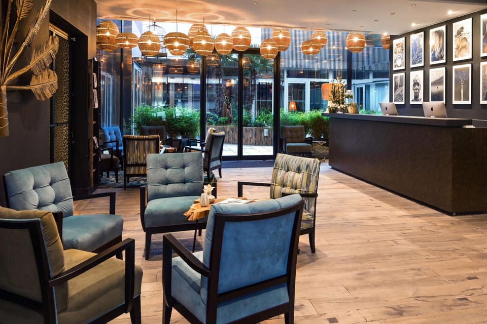 Hotel L'Arbre Voyageur - LILLE Hotel in Lille