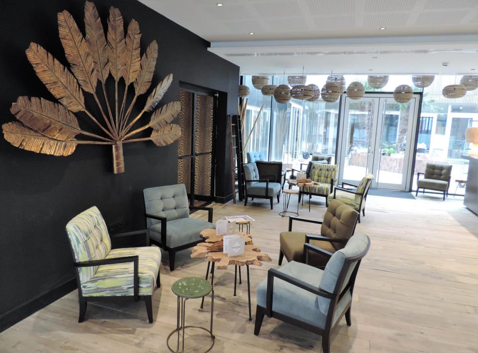 Hotel L'Arbre Voyageur - LILLE Hotel in Lille