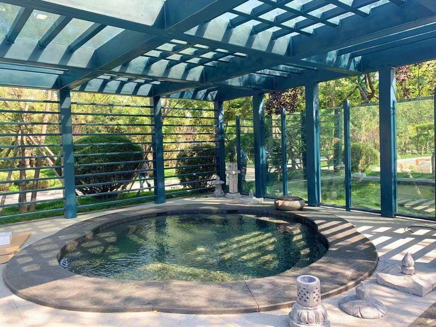 Dongfang Hot Spring Hotel Hotel in Liaoning