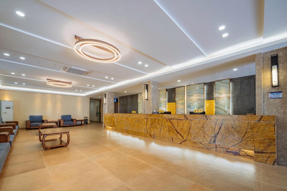 Nankunshan Linfeng Hot Spring Resort Hotel in Guangzhou