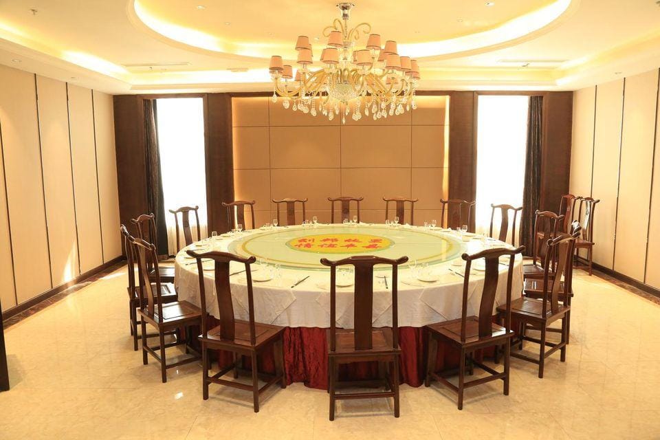 Jindu Lanhai Junhua Hotel (Xuzhou Feng County Feilong Lake) Hotel in Jiangsu