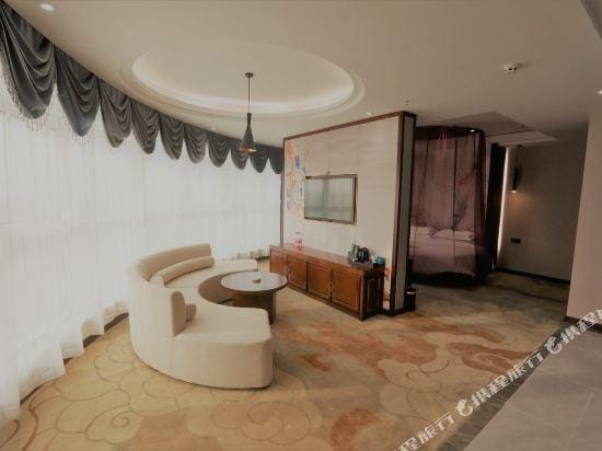 Boston Hotel Hotel in China