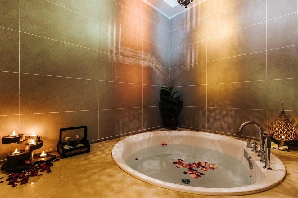 Hualongcheng Hotel Hotel in Hubei