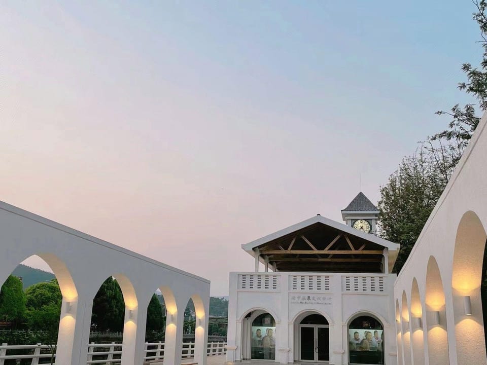 Yuntao Hotel Hotel in China
