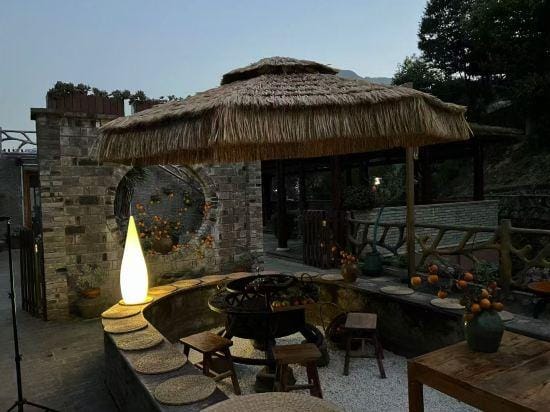 Yunqi Hostel Hotel in Zhejiang