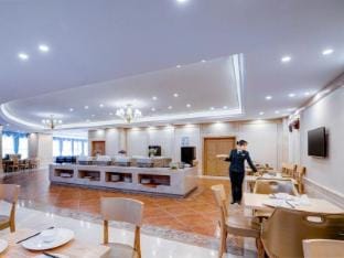 Vienna International Hotel (Sihong Fuyuan Plaza) Hotel in Jiangsu