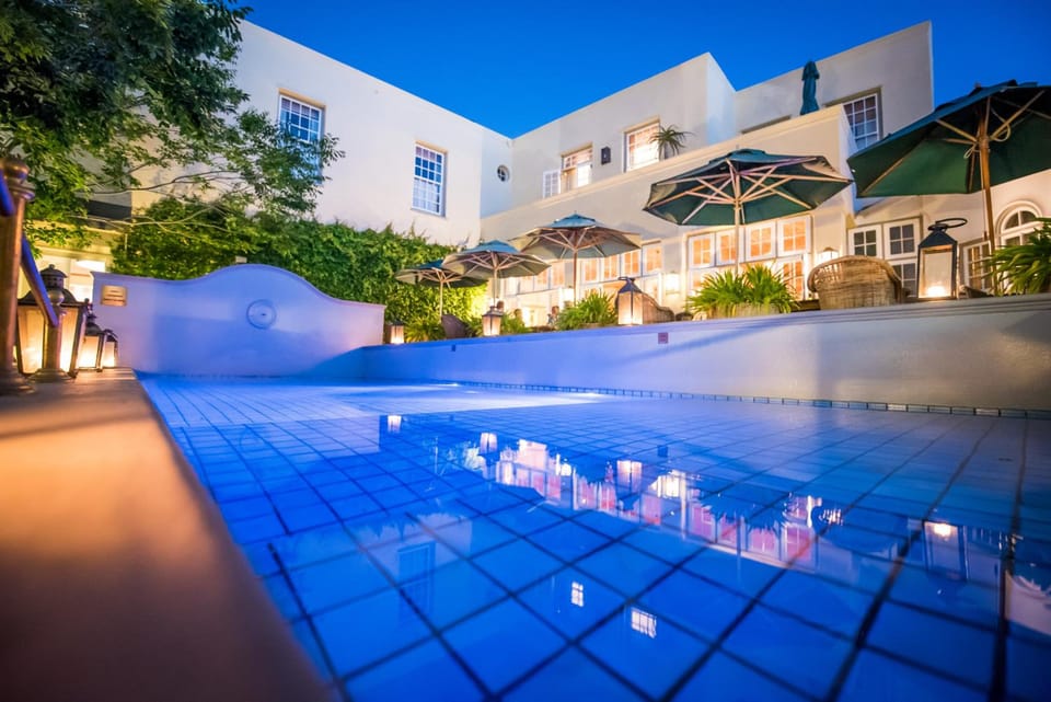 Hout Bay Manor Apartment hotel in Cape Town