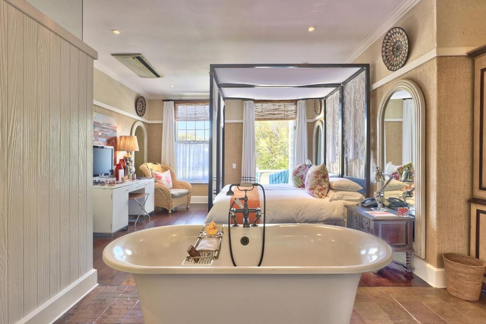 Hout Bay Manor Apartment hotel in Cape Town