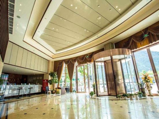 Phoenix International Hotel Hotel in Zhejiang