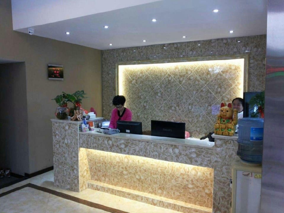 Defeng Hotel (Cangnantang North East Road) Hotel in Zhejiang