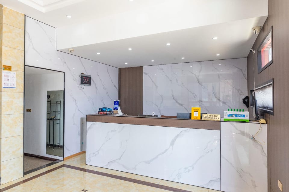 Defeng Hotel (Cangnantang North East Road) Hotel in Zhejiang