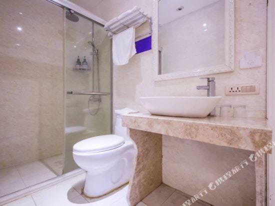 Tuke Jiangnan Electric Sports Hotel Hotel in Zhejiang