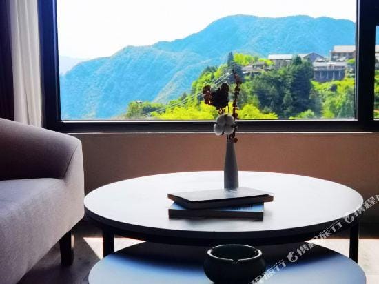 Day and night Guesthouse Hotel in Zhejiang