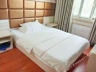 Mengcheng Express Inn Hotel in Jiangsu