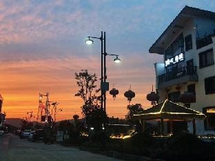 Home Stay in Drizzle Hotel in Hangzhou