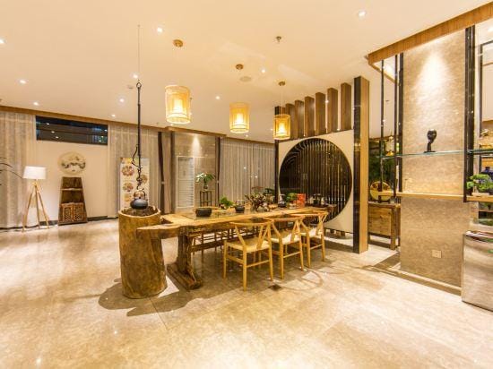 Lvbao Lezhi Hot Spring Hotel Hotel in China