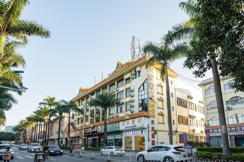 Shi Ji Hotel Hotel in China
