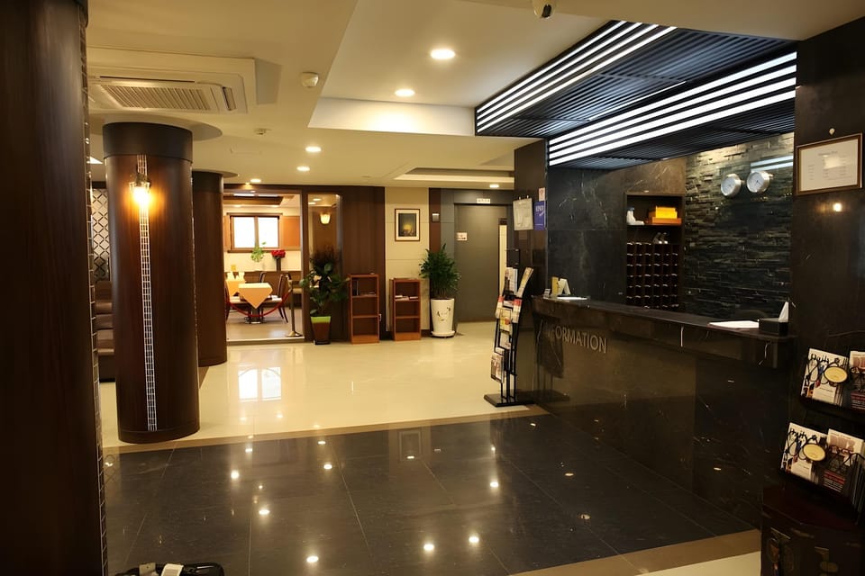 Hill House Hotel Motel in Seoul