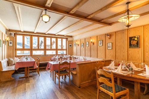 Gasthaus Edelweiss Hotel in Vals