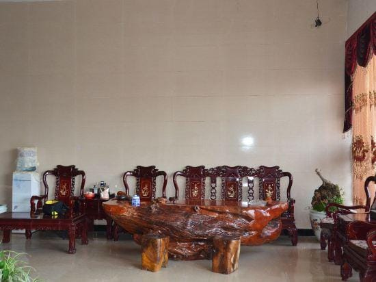 Luliang Jiajie Theme Hotel Hotel in China