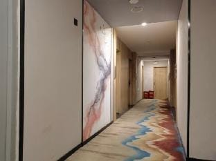 Mibai Art Hotel (Jurong Ninghang Road Chongming Subway Station) Hotel in Nanjing