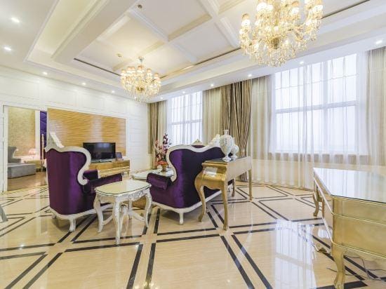 Tianyi Mingdu Mansion Hotel in China