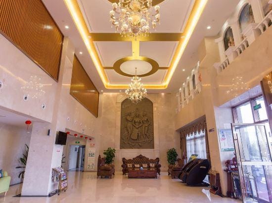 Vienna Classic Hotel (Suqian Stadium Weishanhu Road) Hotel in Jiangsu