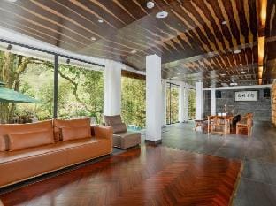 Yinlin · Moganshan Mid-Levels Beauty Hotel Hotel in Zhejiang