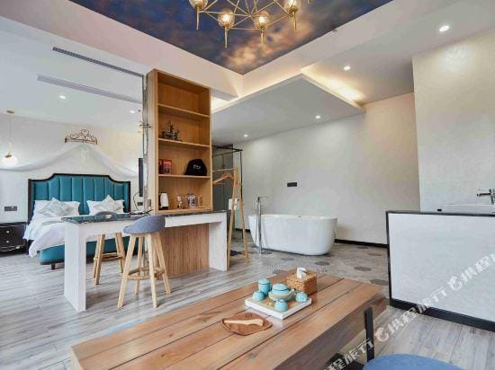 Moganshan Zhuohan Holiday Guesthouse Hotel in Zhejiang