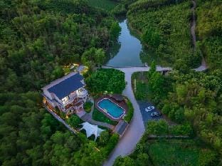 Quiet Mountain Boutique Homestay Hotel in Zhejiang