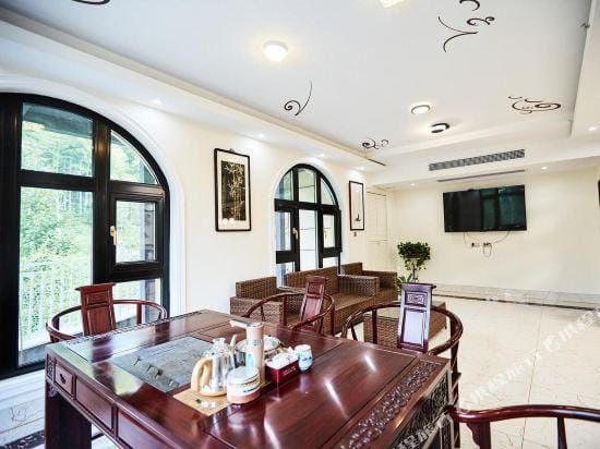 Deqing xiang yunshan residence Hotel in Zhejiang