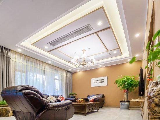 Qinyuan Shanju Private Garden Holiday Villa Hotel in Zhejiang