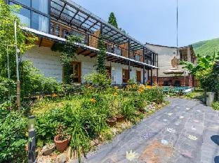 Earth House Inn Hotel in Zhejiang