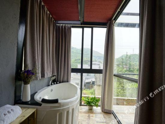 Earth House Inn Hotel in Zhejiang