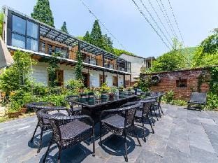 Earth House Inn Hotel in Zhejiang