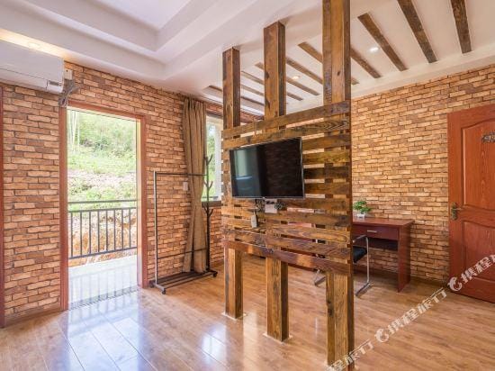 Hongxin Xiaozhu Homestay Hotel in Zhejiang