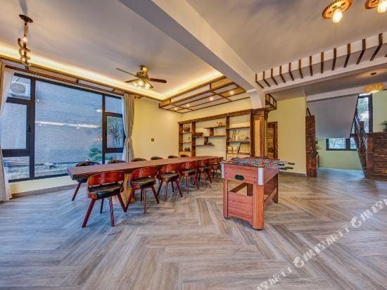 Manlv Times Boutique Hostel Mogan Mountain Hotel in Hangzhou