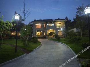 Yunlu Villa Hotel in Zhejiang