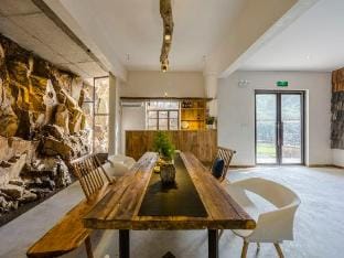 Qushe Yikeshu Hotel Hotel in Zhejiang