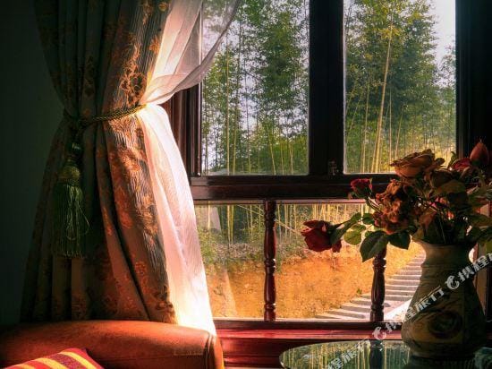 Fuhong Hill Station Hotel in Hangzhou