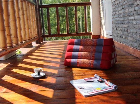 Om Yoga Resort Hotel in Hangzhou