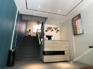 Lanwei Boutique Hotel (Deqing Hebin Park People's Hospital) Hotel in Hangzhou