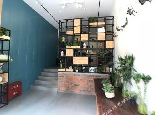 Lanwei Boutique Hotel (Deqing Hebin Park People's Hospital) Hotel in Hangzhou